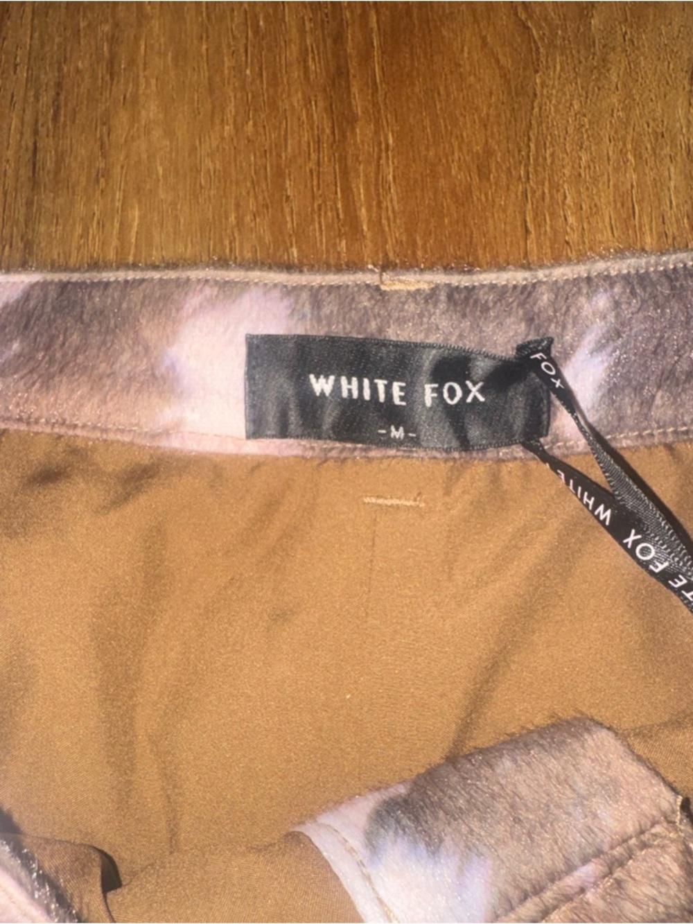 White Fox Shorts Womens Size medium Cow Outdoor Casual Brown/Pink - Picture 4 of 9